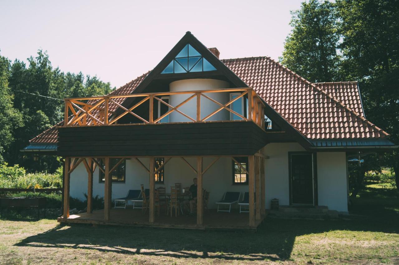 Hotel Viesu Nams Melnsils Exterior foto